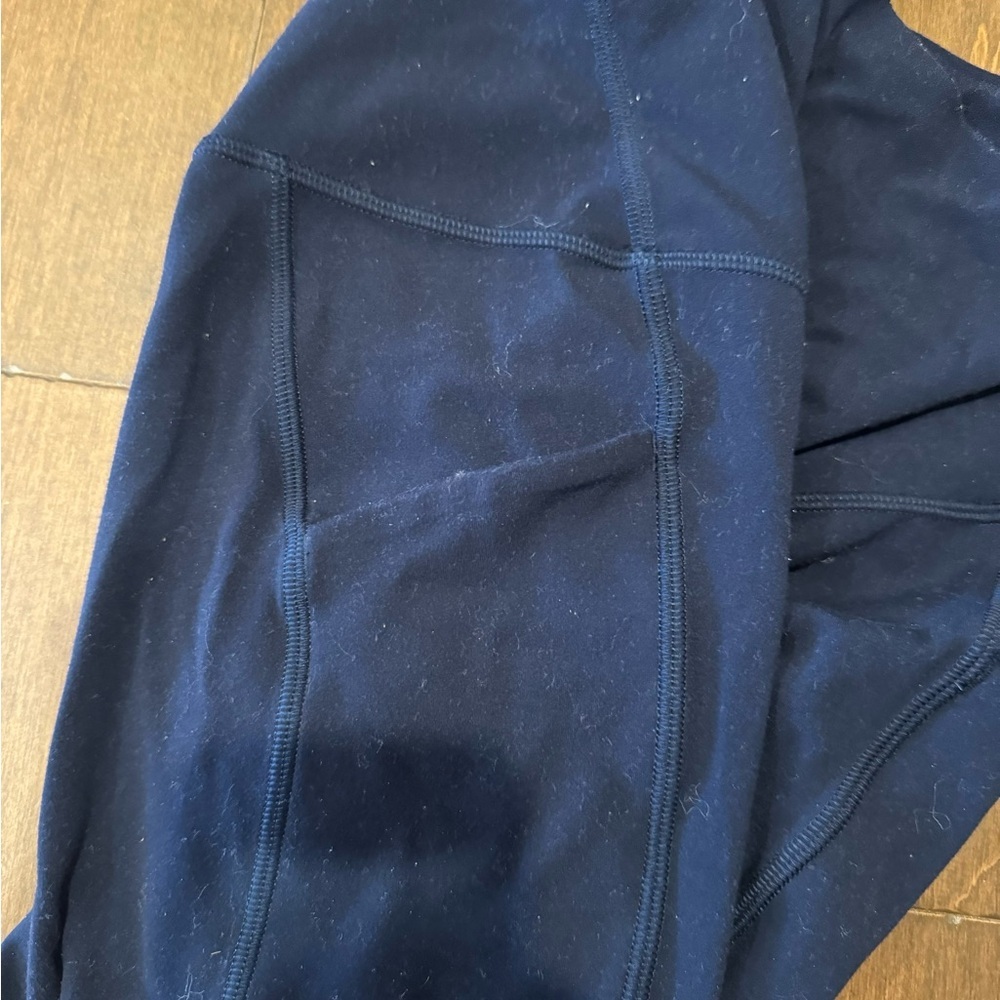Lululemon 25” True Navy High-Waisted Align Leggings with Pockets - Picture 8 of 9